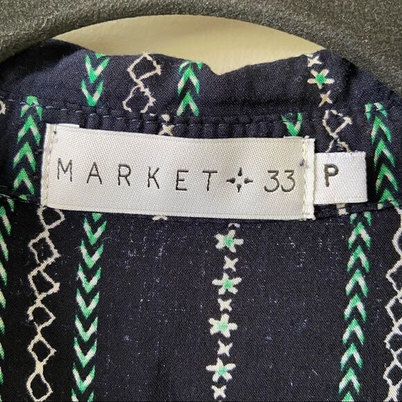 MARKET 33-STRIPE Elastic Waist Romper - Picture 9 of 9